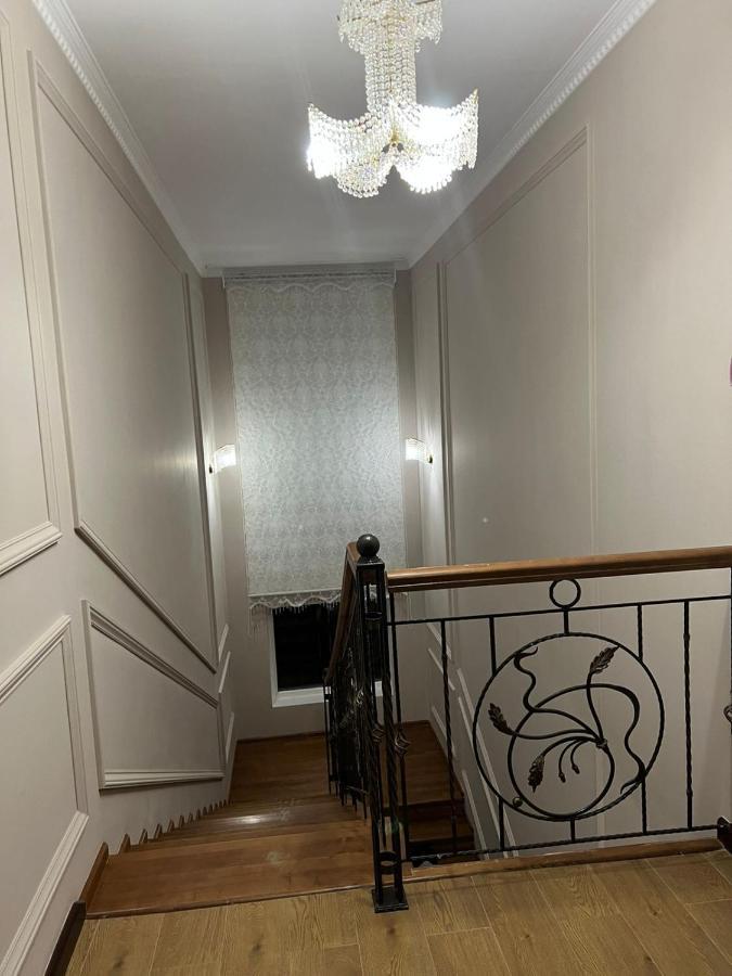 Mini Hotel Comfort Shymkent Bagian luar foto