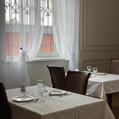 Mini Hotel Comfort Shymkent Bagian luar foto